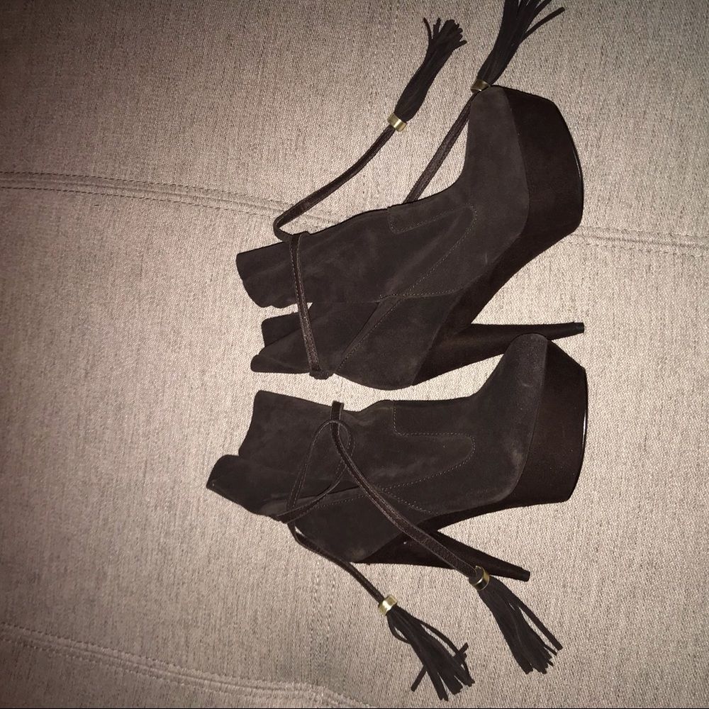 Colin Stuart Briwn Platform Booties - image 3